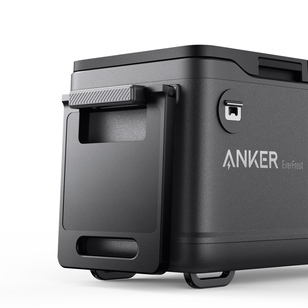 Anker EverFrost Akku-Kühlbox 50 Verriegelung und Griff Detail