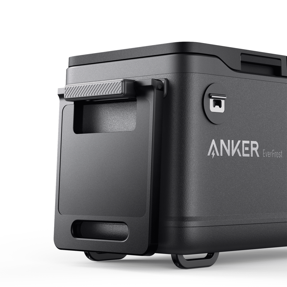 Anker EverFrost Akku-Kühlbox 50 Verriegelung und Griff Detail
