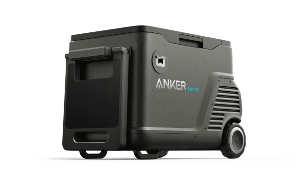 Anker EverFrost Akku-Kühlbox 40 Akkufach und Anschlüsse